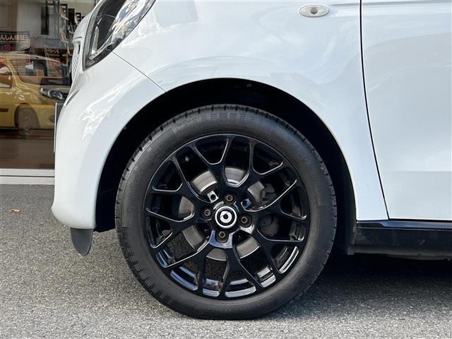 スマートフォーフォー ターボ ガラスルーフ 黒革 Panasonicナビ(CN-G1000VD) 純正オーディオ パドルシフト 前席シートヒーター 後ソナー キーレスキー 純正16インチAW(30枚目)