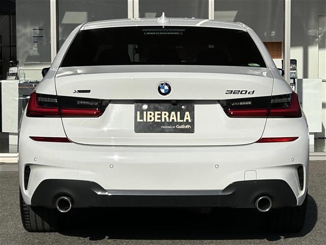 3シリーズ 320d xDrive Mスポーツ 黒革 ハイラインPKG ACC/BSM アンビエントライト 360°カメラシステム メモリ付パワーシート 前席シートヒーター フットトランクオープナー ワイヤレスチャージング 純正18インチAW(38枚目)