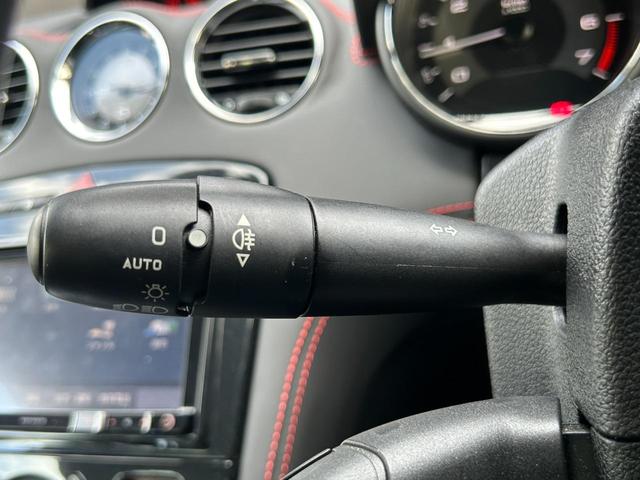 ＲＣＺ ＧＴライン　・ナビ　ＣＤ　ＤＶＤ　Ｂｌｕｅｔｏｏｔｈ　フルセグＴＶ・バックカメラ・黒革／シートヒーター・パワーシート・１９インチＡＷ・クルコン・オートライト（8枚目）