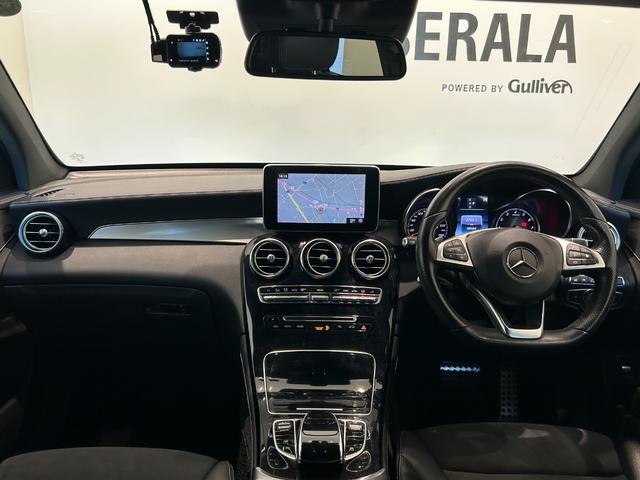 ＧＬＣ ＧＬＣ２００　クーペスポーツ　黒ハーフレザー　ＡＣＣ　ＢＳＭ　純正ナビ／ＴＶ　アンビエントライト　３６０°カメラシステム　メモリ付パワーシート　シートヒーター　純正１９ＡＷ　フットトランクオープナー（5枚目）