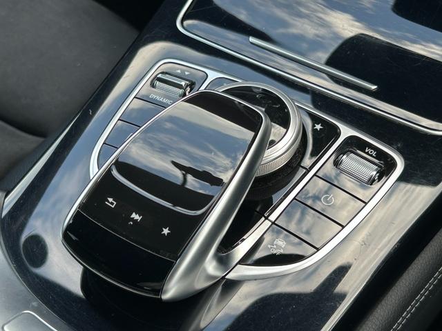 ＧＬＣ ＧＬＣ２００　クーペスポーツ　黒ハーフレザー　ＡＣＣ　ＢＳＭ　純正ナビ／ＴＶ　アンビエントライト　３６０°カメラシステム　メモリ付パワーシート　シートヒーター　純正１９ＡＷ　フットトランクオープナー（13枚目）