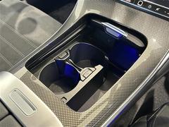 私共、輸入車専門店ＬＩＢＥＲＡＬＡをはじめ、　ＢＭＷの新車ディーラー、軽自動車専門店、国産ミニバン専門店、ＳＵＶ専門店など、多くの販売チャネルをご用意しております。 7