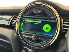 私共、輸入車専門店ＬＩＢＥＲＡＬＡをはじめ、　ＢＭＷの新車ディーラー、軽自動車専門店、国産ミニバン専門店、ＳＵＶ専門店など、多くの販売チャネルをご用意しております。 7