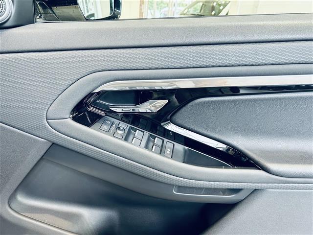 レンジローバーイヴォーク Ｓ　１オーナー／黒革／ＡＣＣ／３６０°カメラ／ａｐｐｌｅｃａｒｐｌａｙ／純正ナビ／ＬＥＤヘッドライト（32枚目）