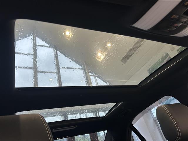 Ｅクラス Ｅ３００　アバンギャルド（4枚目）