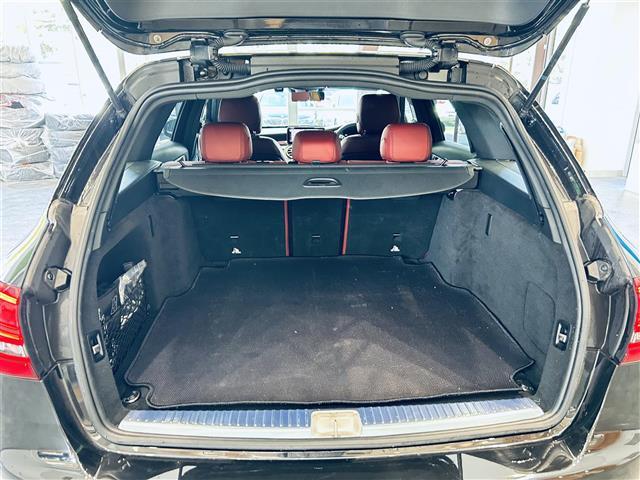 Cクラス C220dローレウスエディションスポーツプラスパック HUD ACC Burmeste 純正ナビ TV 360° carplay 純正18インチAW LED 電動リアゲート 赤革 メモリパワーシート エアシートヒーター ワイヤレス充電 BSM(22枚目)