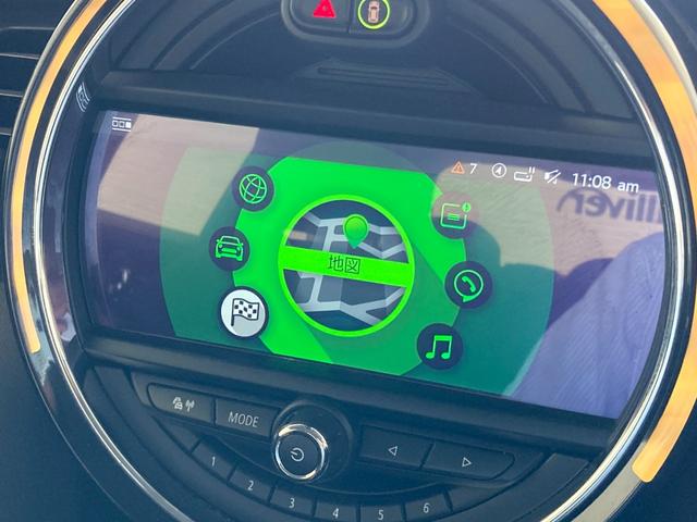 ＭＩＮＩ クーパー　純正ナビ　Ｂｌｕｅｔｏｏｔｈ／ＵＳＢ　バックカメラ　コーナセンサー　インテリジェントセーフティドライブレコーダー　　ＥＴＣ　シートヒーター　ＬＥＤヘッドライト　ＬＥＤフォグ　ユニオンジャックテール！！（21枚目）