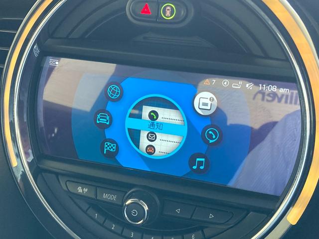 ＭＩＮＩ クーパー　純正ナビ　Ｂｌｕｅｔｏｏｔｈ／ＵＳＢ　バックカメラ　コーナセンサー　インテリジェントセーフティドライブレコーダー　　ＥＴＣ　シートヒーター　ＬＥＤヘッドライト　ＬＥＤフォグ　ユニオンジャックテール！！（24枚目）