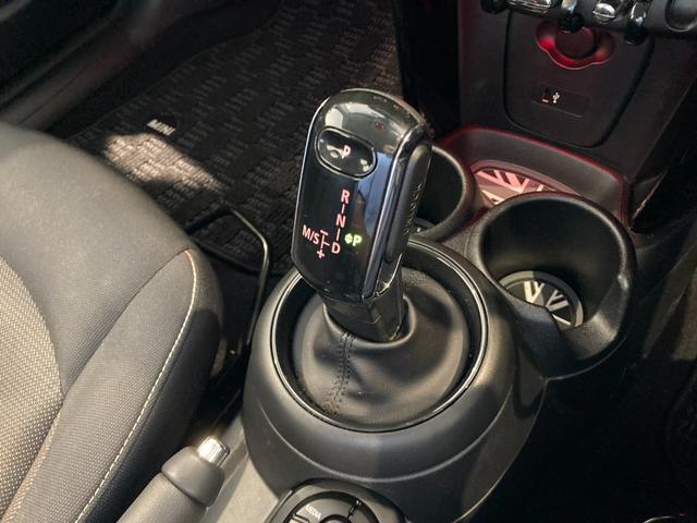 ＭＩＮＩ クーパー　純正ナビ　Ｂｌｕｅｔｏｏｔｈ／ＵＳＢ　バックカメラ　コーナセンサー　インテリジェントセーフティドライブレコーダー　　ＥＴＣ　シートヒーター　ＬＥＤヘッドライト　ＬＥＤフォグ　ユニオンジャックテール！！（44枚目）