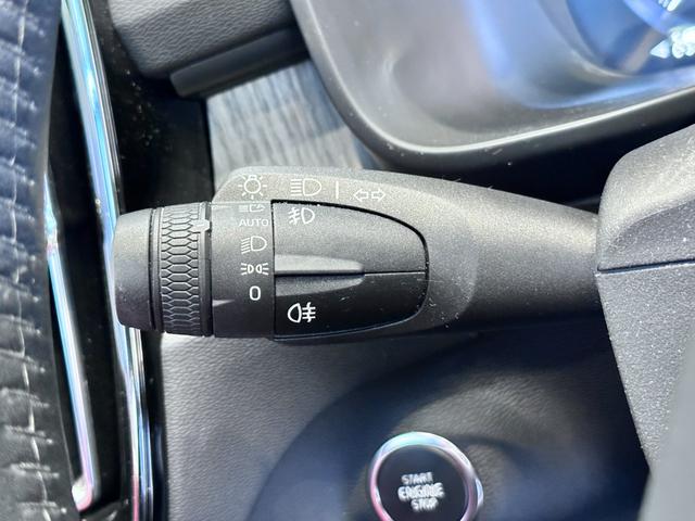 Ｔ５　ＡＷＤ　インスクリプション　ｈａｒｍａｎ　ｋａｒｄｏｎ／３６０度カメラ／サンルーフ／フルセグ／赤革シート／パワーシートシートヒーター／純正ナビ／ＥＴＣ／ドラレコ／ＡＣＣ／電動リアゲート／ＬＥＤヘッドライト／ブラインドスポット(33枚目)