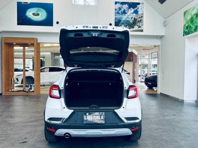 キャプチャー インテンス　テックパック　１オーナー／純正ディスプレイオーディオ／ａｐｐｌｅｃａｒｐｌａｙ／３６０°／ＡＣＣ／ＢＳＭ／ＢＯＳＥ／黒革／Ｄパワーシート／シートヒーター／純１８インチＡＷ／ＬＥＤヘッドライト／ステアリングヒーター（43枚目）