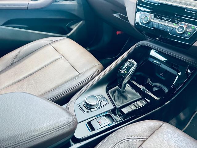 Ｘ１ ｘＤｒｉｖｅ　１８ｄ　ｘライン　エディションジョイ＋　／インテリジェントＳ／茶革／パワーシート／シートヒーター／Ｄシートメモリ／純正ナビ／バックカメラ／純正１８インチＡＷ／ＬＥＤヘッドライト／電動リアゲート／ＡＣＣ／クリアランスソナー／ＥＴＣ／ドラレコ（17枚目）