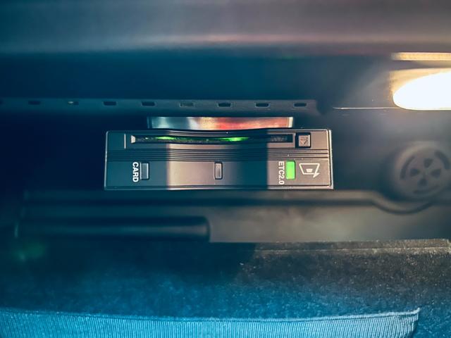 ＸＥ ＸＥ　ＳＥ　黒革／パワーシート／シートヒーター／ＡＣＣ／純正ナビ／ＴＶ／３６０°／ａｐｐｌｅｃａｒｐｌａｙ／純正１８インチＡＷ／ブラインドスポット／ワイヤレス充電／ＥＴＣ／ドラレコ／デジタルインナーミラー（23枚目）