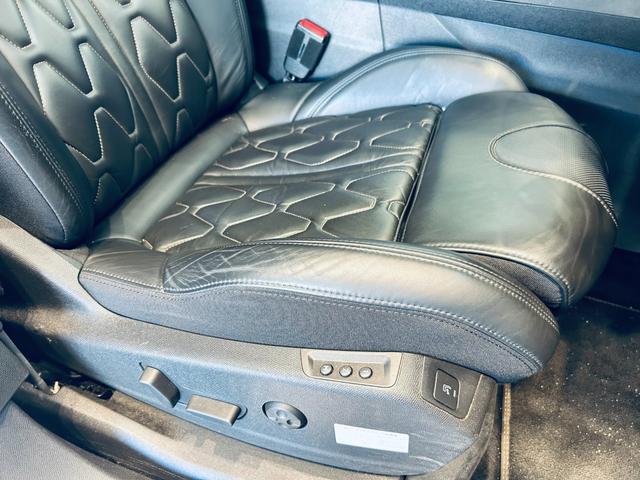 ５００８ ＧＴ　ブルーＨＤｉ　レザーＰ／黒革／Ｄメモリパワーシート／シートヒーター／ＡＣＣ／サンルーフ／純正ディスプレイオーディオ／ｃａｒｐｌａｙ／バック・サイドカメラ／ＢＳＭ／純１８インチＡＷ／ＬＥＤヘッドライト／電動リアゲート（27枚目）