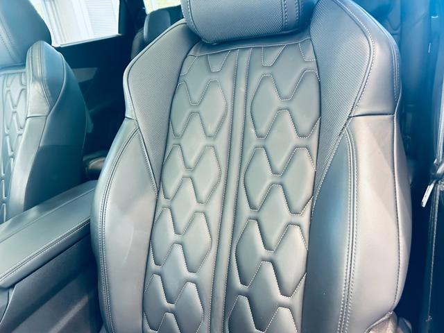 ５００８ ＧＴ　ブルーＨＤｉ　レザーＰ／黒革／Ｄメモリパワーシート／シートヒーター／ＡＣＣ／サンルーフ／純正ディスプレイオーディオ／ｃａｒｐｌａｙ／バック・サイドカメラ／ＢＳＭ／純１８インチＡＷ／ＬＥＤヘッドライト／電動リアゲート（30枚目）