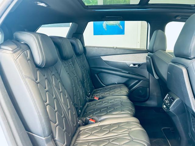 ５００８ ＧＴ　ブルーＨＤｉ　レザーＰ／黒革／Ｄメモリパワーシート／シートヒーター／ＡＣＣ／サンルーフ／純正ディスプレイオーディオ／ｃａｒｐｌａｙ／バック・サイドカメラ／ＢＳＭ／純１８インチＡＷ／ＬＥＤヘッドライト／電動リアゲート（33枚目）