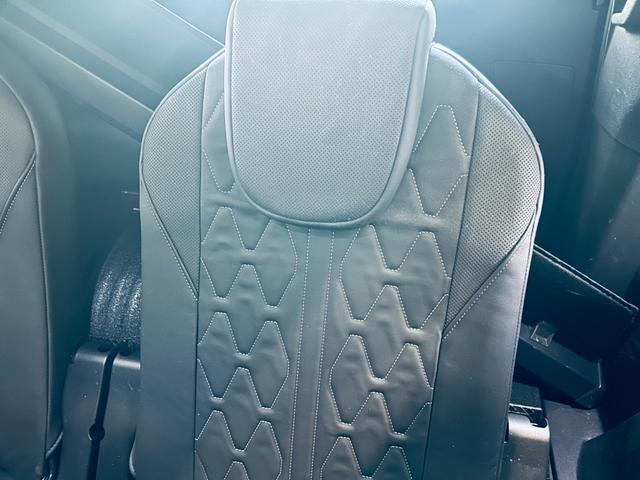 ５００８ ＧＴ　ブルーＨＤｉ　レザーＰ／黒革／Ｄメモリパワーシート／シートヒーター／ＡＣＣ／サンルーフ／純正ディスプレイオーディオ／ｃａｒｐｌａｙ／バック・サイドカメラ／ＢＳＭ／純１８インチＡＷ／ＬＥＤヘッドライト／電動リアゲート（41枚目）