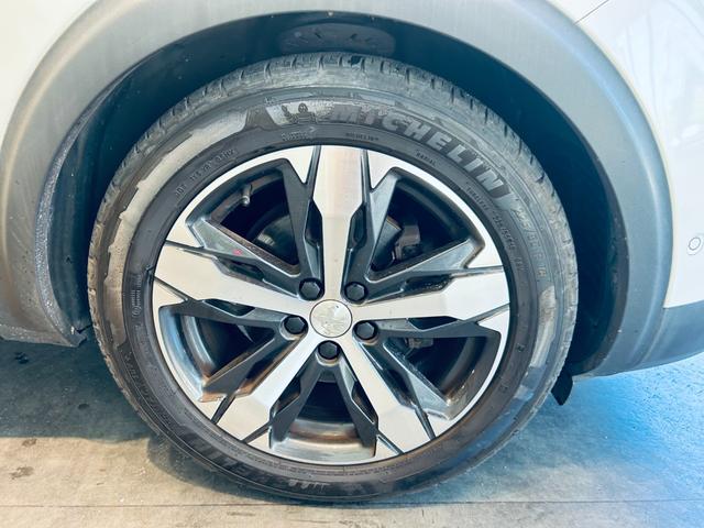 ５００８ ＧＴ　ブルーＨＤｉ　レザーＰ／黒革／Ｄメモリパワーシート／シートヒーター／ＡＣＣ／サンルーフ／純正ディスプレイオーディオ／ｃａｒｐｌａｙ／バック・サイドカメラ／ＢＳＭ／純１８インチＡＷ／ＬＥＤヘッドライト／電動リアゲート（57枚目）