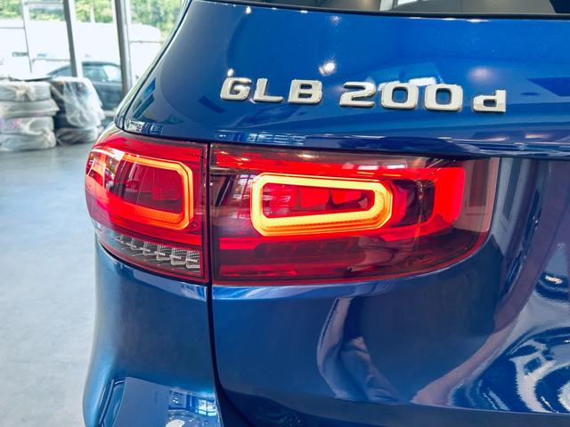 ＧＬＢ ＧＬＢ２００ｄ　ＡＭＧライン　１オーナー　レーダーセーフティ　純正ナビ　ＴＶ　３６０°　純正１９インチＡＷ　ＬＥＤ　アンビエントライト　ＡＣＣ　ＢＳＭ　電動リアゲート　ハーフ革　メモリパワーシート　シートヒーター　ワイヤレス充電（19枚目）