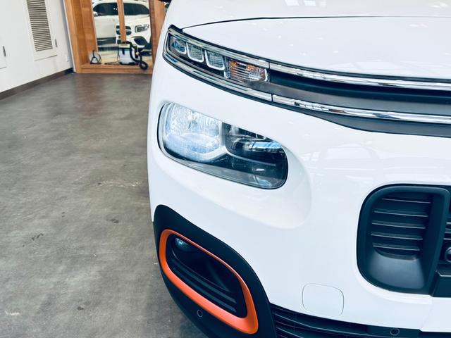 ベルランゴ シャイン　ＸＴＲ　パック　ガラスルーフ　ＡＣＣ　純正ディスプレイオーディオ　ａｐｐｌｅｃａｒｐｌａｙ　バック・サイドカメラ　純正１７インチＡＷ　クリアランスソナー　ブラインドスポット　ルーフレール　パドルシフト　スマートキー（10枚目）