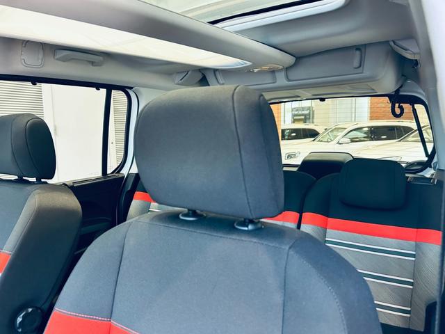 ベルランゴ シャイン　ＸＴＲ　パック　ガラスルーフ　ＡＣＣ　純正ディスプレイオーディオ　ａｐｐｌｅｃａｒｐｌａｙ　バック・サイドカメラ　純正１７インチＡＷ　クリアランスソナー　ブラインドスポット　ルーフレール　パドルシフト　スマートキー（48枚目）