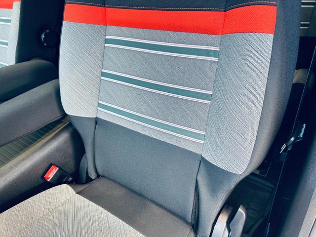 ベルランゴ シャイン　ＸＴＲ　パック　ガラスルーフ　ＡＣＣ　純正ディスプレイオーディオ　ａｐｐｌｅｃａｒｐｌａｙ　バック・サイドカメラ　純正１７インチＡＷ　クリアランスソナー　ブラインドスポット　ルーフレール　パドルシフト　スマートキー（49枚目）