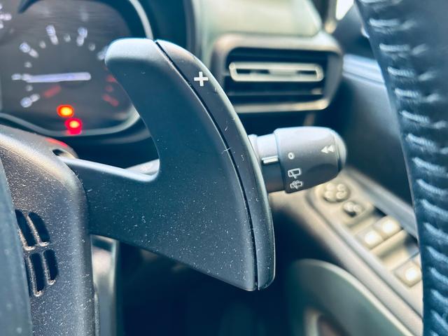 ベルランゴ シャイン　ＸＴＲ　パック　ガラスルーフ　ＡＣＣ　純正ディスプレイオーディオ　ａｐｐｌｅｃａｒｐｌａｙ　バック・サイドカメラ　純正１７インチＡＷ　クリアランスソナー　ブラインドスポット　ルーフレール　パドルシフト　スマートキー（56枚目）
