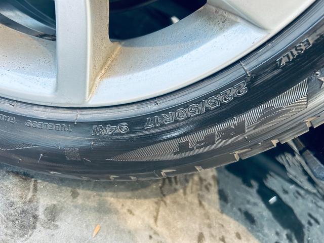 Ｖ４０ クロスカントリー　Ｄ４　アクティブエディション　１５０台限定　ガラスルーフ　ＨａｒｍａｎＫａｒｄｏｎ　ＡＣＣ　ＢＬＩＳ　純正ナビ　ＴＶ　Ｂカメラ　純正１７インチＡＷ　ＬＥＤヘッドライト　白黒革　パワーシート　Ｄシートメモリ　シートヒーター（34枚目）