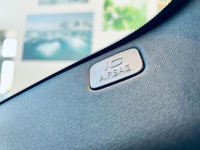 Ｖ４０ クロスカントリー　Ｄ４　アクティブエディション　１５０台限定　ガラスルーフ　ＨａｒｍａｎＫａｒｄｏｎ　ＡＣＣ　ＢＬＩＳ　純正ナビ　ＴＶ　Ｂカメラ　純正１７インチＡＷ　ＬＥＤヘッドライト　白黒革　パワーシート　Ｄシートメモリ　シートヒーター（77枚目）