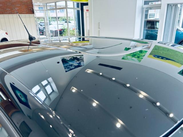 Ｃ３ エディション・ノアール　純正ディスプレイオーディオ　ａｐｐｌｅｃａｒｐｌａｙ　バックカメラ　純正１６インチＡＷ　ＬＥＤヘッドライト　クルーズコントロール　クリアランスソナー　ハーフ革　スマートキー　ＥＴＣ　ドラレコ（22枚目）