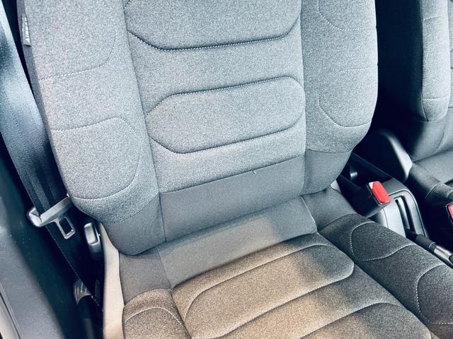 Ｃ３ エディション・ノアール　純正ディスプレイオーディオ　ａｐｐｌｅｃａｒｐｌａｙ　バックカメラ　純正１６インチＡＷ　ＬＥＤヘッドライト　クルーズコントロール　クリアランスソナー　ハーフ革　スマートキー　ＥＴＣ　ドラレコ（38枚目）