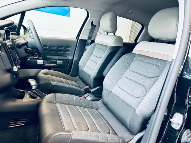 Ｃ３ エディション・ノアール　純正ディスプレイオーディオ　ａｐｐｌｅｃａｒｐｌａｙ　バックカメラ　純正１６インチＡＷ　ＬＥＤヘッドライト　クルーズコントロール　クリアランスソナー　ハーフ革　スマートキー　ＥＴＣ　ドラレコ（43枚目）