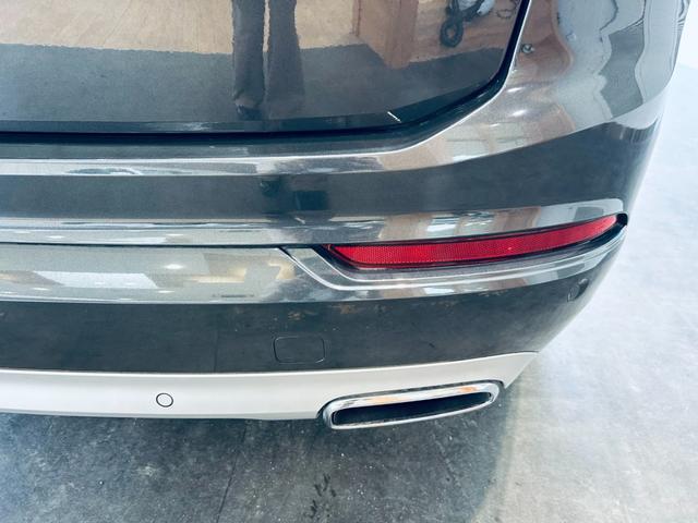 ＸＣ９０ Ｂ５　ＡＷＤ　ノルディック・エディション　１００台限定　パノラマＳＲ　ＨａｒｍａｎＫａｒｄｏｎ　ＡＣＣ　ＢＬＩＳ　純正ナビ　ＴＶ　３６０°ｃａｒｐｌａｙ　純２０インチＡＷ　ＬＥＤヘッドライト　電動リアゲート　黒革　メモリパワーシート　自動駐車（16枚目）
