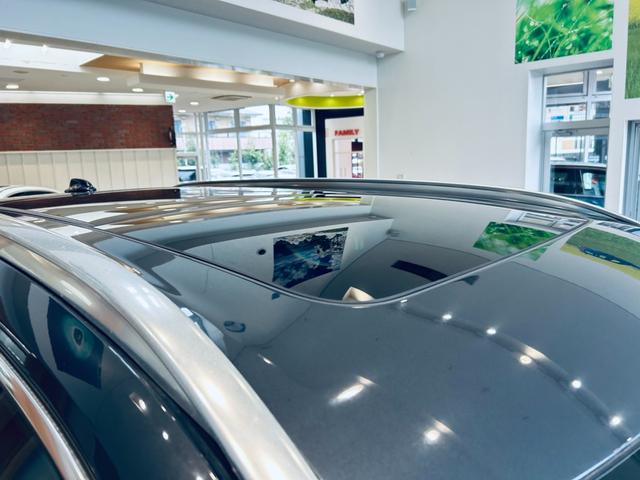 ＸＣ９０ Ｂ５　ＡＷＤ　ノルディック・エディション　１００台限定　パノラマＳＲ　ＨａｒｍａｎＫａｒｄｏｎ　ＡＣＣ　ＢＬＩＳ　純正ナビ　ＴＶ　３６０°ｃａｒｐｌａｙ　純２０インチＡＷ　ＬＥＤヘッドライト　電動リアゲート　黒革　メモリパワーシート　自動駐車（23枚目）