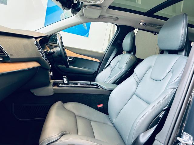 ＸＣ９０ Ｂ５　ＡＷＤ　ノルディック・エディション　１００台限定　パノラマＳＲ　ＨａｒｍａｎＫａｒｄｏｎ　ＡＣＣ　ＢＬＩＳ　純正ナビ　ＴＶ　３６０°ｃａｒｐｌａｙ　純２０インチＡＷ　ＬＥＤヘッドライト　電動リアゲート　黒革　メモリパワーシート　自動駐車（44枚目）