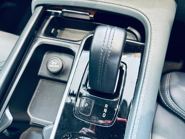 ＸＣ９０ Ｂ５　ＡＷＤ　ノルディック・エディション　１００台限定　パノラマＳＲ　ＨａｒｍａｎＫａｒｄｏｎ　ＡＣＣ　ＢＬＩＳ　純正ナビ　ＴＶ　３６０°ｃａｒｐｌａｙ　純２０インチＡＷ　ＬＥＤヘッドライト　電動リアゲート　黒革　メモリパワーシート　自動駐車（66枚目）
