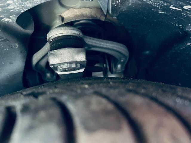 Eクラス E200 クーペ スポーツ レザーP レーダーセーフティP パノラマSR HUD Burmeste ACC 純ナビ TV 360°carplay 純19インチAW LEDヘッドライト BAM 赤黒革 メモリパワーシート ヒーター(30枚目)