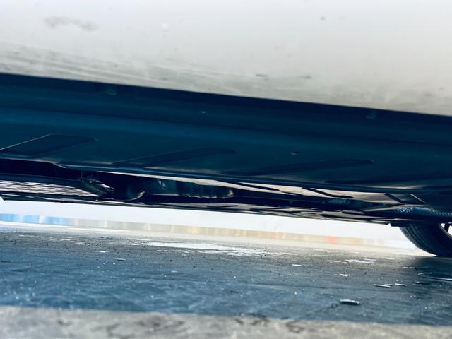 Eクラス E200 クーペ スポーツ レザーP レーダーセーフティP パノラマSR HUD Burmeste ACC 純ナビ TV 360°carplay 純19インチAW LEDヘッドライト BAM 赤黒革 メモリパワーシート ヒーター(34枚目)