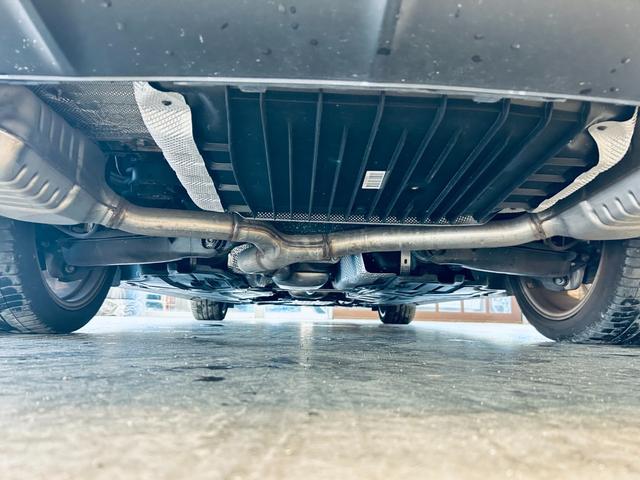 Eクラス E200 クーペ スポーツ レザーP レーダーセーフティP パノラマSR HUD Burmeste ACC 純ナビ TV 360°carplay 純19インチAW LEDヘッドライト BAM 赤黒革 メモリパワーシート ヒーター(37枚目)