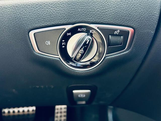 Eクラス E200 クーペ スポーツ レザーP レーダーセーフティP パノラマSR HUD Burmeste ACC 純ナビ TV 360°carplay 純19インチAW LEDヘッドライト BAM 赤黒革 メモリパワーシート ヒーター(55枚目)