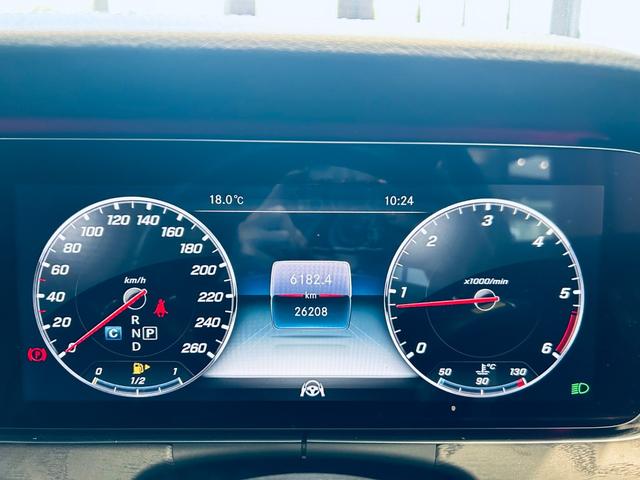 Eクラス E220d アバンギャルド AMGライン レザーEXC レーダーセーフティ 1オーナー HUD Burmeste 純ナビ TV 360° carplay ACC 純19インチAW LED アンビエントライト 黒革 メモリパワーシートヒーター(3枚目)