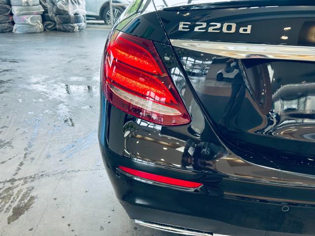 Eクラス E220d アバンギャルド AMGライン レザーEXC レーダーセーフティ 1オーナー HUD Burmeste 純ナビ TV 360° carplay ACC 純19インチAW LED アンビエントライト 黒革 メモリパワーシートヒーター(18枚目)