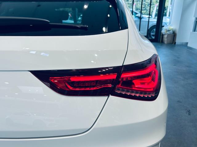 ＣＬＡクラス シューティングブレーク ＣＬＡ２００ｄ　シューティングブレーク　ＡＭＧライン　レーダーセーフティ　純正ナビ　ＴＶ　バックカメラ　純正１８インチＡＷ　ＬＥＤ　アンビエントライト　電動リアゲート　ＡＣＣ　ＢＳＭ　ハーフ革　メモリパワーシート　シートヒーター　ワイヤレス充電（15枚目）