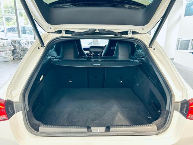 ＣＬＡクラス シューティングブレーク ＣＬＡ２００ｄ　シューティングブレーク　ＡＭＧライン　レーダーセーフティ　純正ナビ　ＴＶ　バックカメラ　純正１８インチＡＷ　ＬＥＤ　アンビエントライト　電動リアゲート　ＡＣＣ　ＢＳＭ　ハーフ革　メモリパワーシート　シートヒーター　ワイヤレス充電（52枚目）