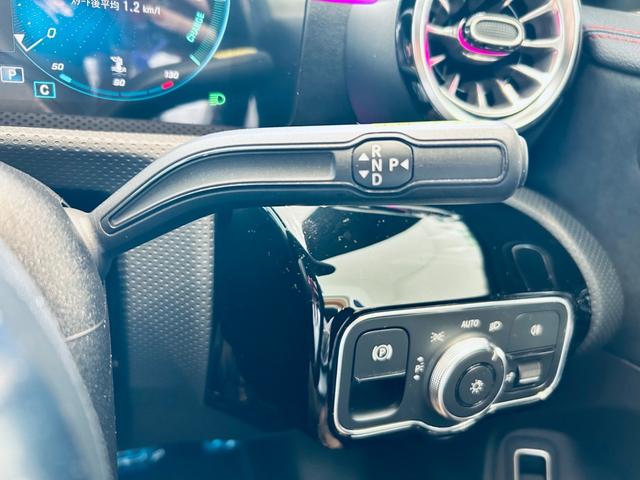 ＣＬＡクラス シューティングブレーク ＣＬＡ２００ｄ　シューティングブレーク　ＡＭＧライン　レーダーセーフティ　純正ナビ　ＴＶ　バックカメラ　純正１８インチＡＷ　ＬＥＤ　アンビエントライト　電動リアゲート　ＡＣＣ　ＢＳＭ　ハーフ革　メモリパワーシート　シートヒーター　ワイヤレス充電（57枚目）