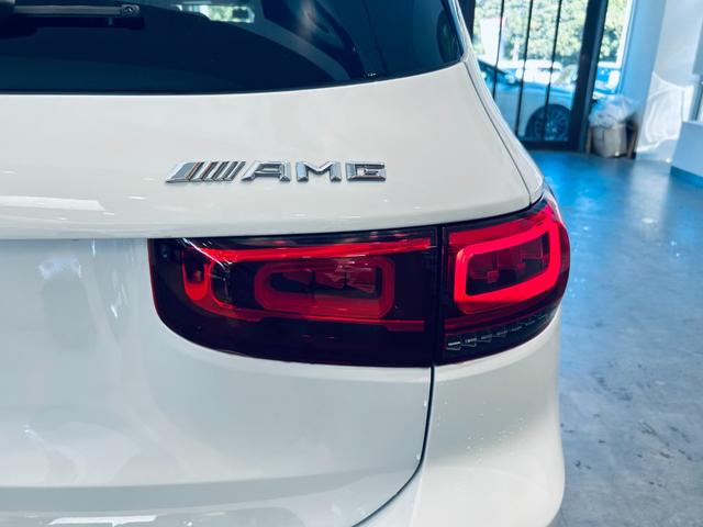 ＧＬＢ ＧＬＢ２００ｄ　ＡＭＧレザーエクスクルーシブＰ　アドバンスドＰ　パノラマＳＲ　ＨＵＤ　ＡＣＣ　純正ナビ　ＴＶ　３６０°　純正１９インチＡＷ　ＬＥＤ　アンビエントライト　電動リアゲート　黒革　メモリパワーシート　シートヒーター　ワイヤレス充電（15枚目）