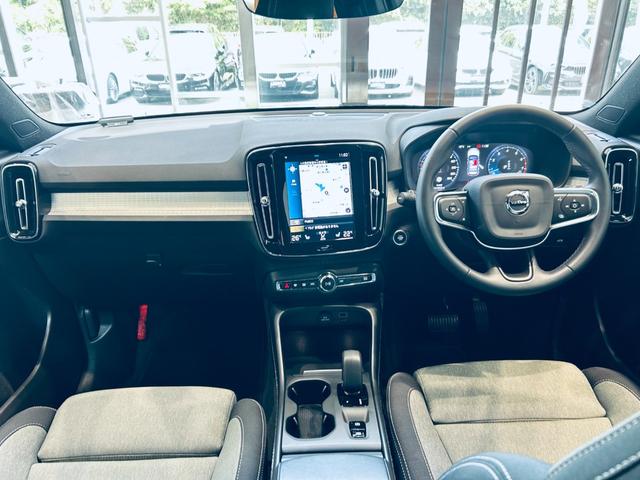 XC40 B4 モメンタム 1オーナー ACC 純正ナビ TV 360°applecarplay 純18インチAW LEDヘッドライト 電動リアゲート BLIS パワーシート Dシートメモリ シートヒーター ステアリングヒーター(2枚目)