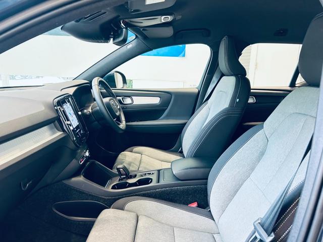 XC40 B4 モメンタム 1オーナー ACC 純正ナビ TV 360°applecarplay 純18インチAW LEDヘッドライト 電動リアゲート BLIS パワーシート Dシートメモリ シートヒーター ステアリングヒーター(45枚目)