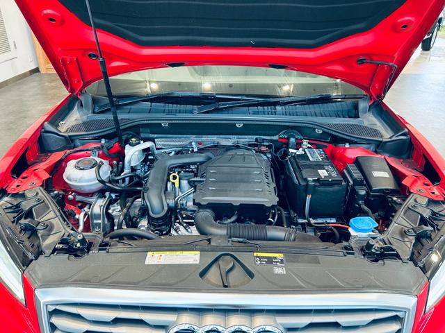 Ｑ２ ３０ＴＦＳＩスポーツ　ＳラインプラスＰ　アシスタンスＰ　バーチャルコックピット　純正ナビ　ＴＶ　バックカメラ　ＡＣＣ　純正１８インチＡＷ　ＬＥＤヘッドライト　電動リアゲート　クリアランスソナー　ハーフ革　シートヒーター（26枚目）