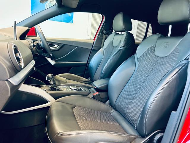 Ｑ２ ３０ＴＦＳＩスポーツ　ＳラインプラスＰ　アシスタンスＰ　バーチャルコックピット　純正ナビ　ＴＶ　バックカメラ　ＡＣＣ　純正１８インチＡＷ　ＬＥＤヘッドライト　電動リアゲート　クリアランスソナー　ハーフ革　シートヒーター（44枚目）